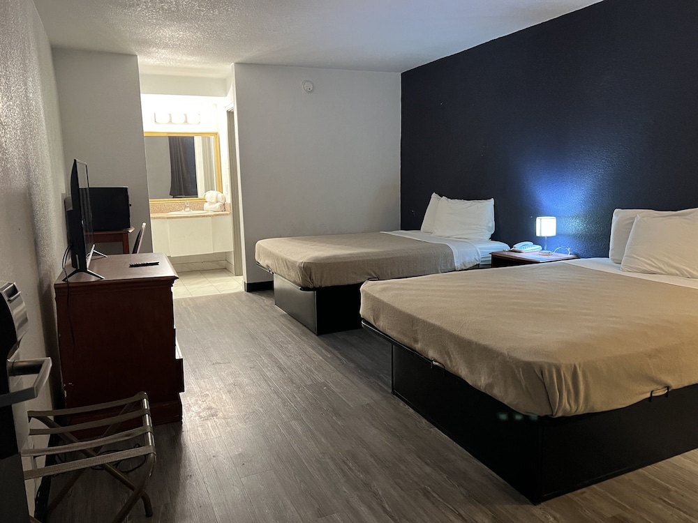 Travelodge by Wyndham Suffolk - photo 4