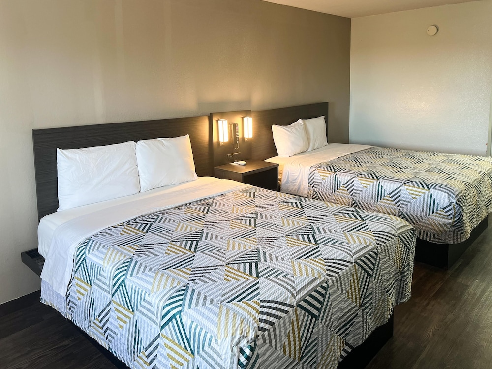 Motel 6 Ozark AR - photo 6