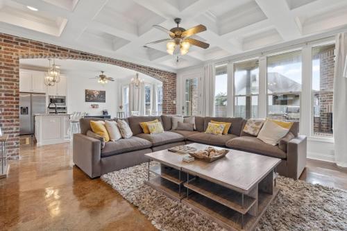 Cajun Luxury - carbon neutral hotel in Broussard