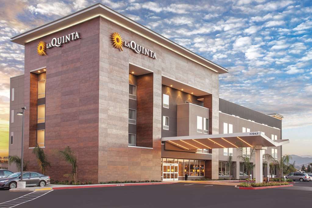La Quinta Inn & Suites by Wyndham Morgan Hill San Jose South - photo 3