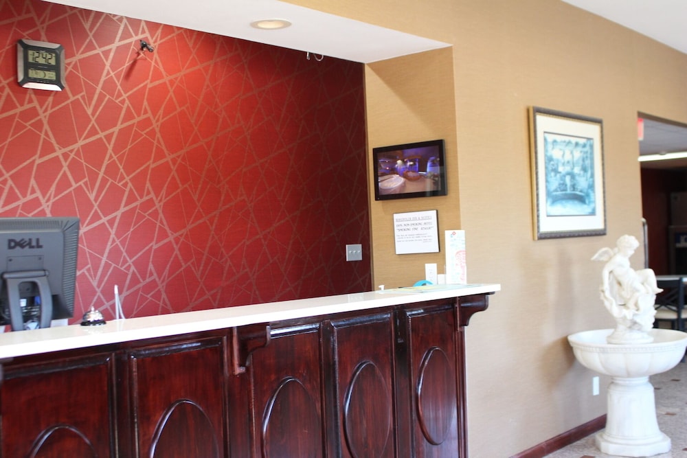 Magnolia Inn And Suites - photo 2