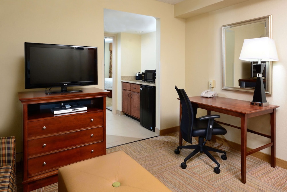 Hampton Inn Raleigh Capital Blvd. North - photo 13