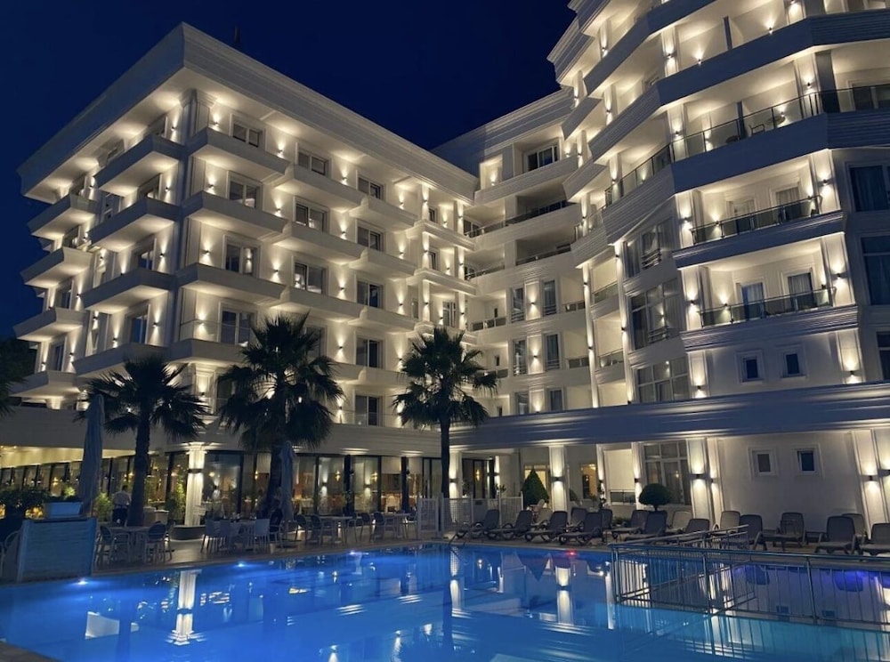 Klajdi Resort & SPA — 5-Star Luxury Hotel in Golem, Albania