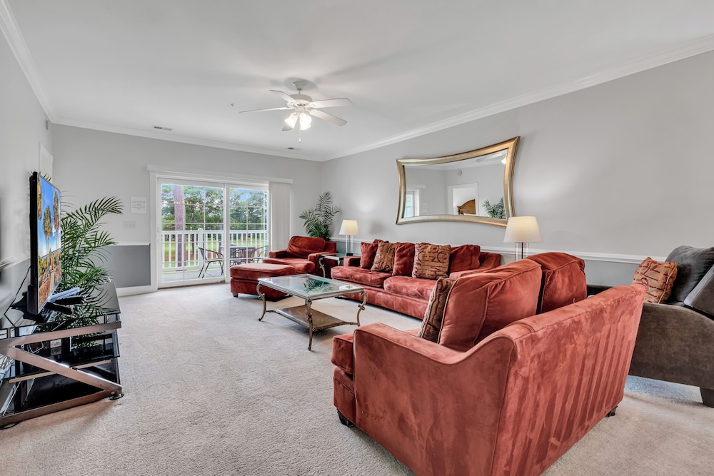 Elegant 3BR Condo at Magnolia Pointe — 4-Star Luxury Hotel in Myrtle Beach, United States