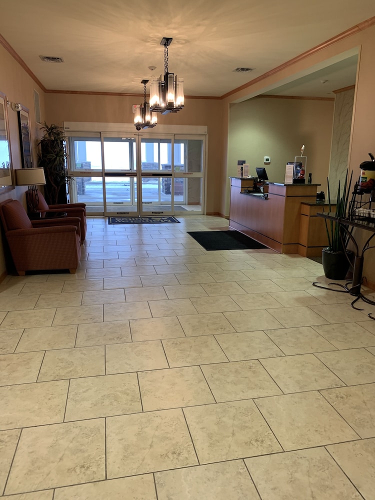 MainStay Suites Sidney Medical Center - photo 4