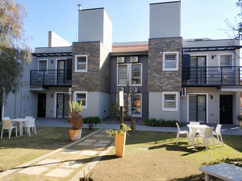 Complejo Entre Marte y La Luna in Merlo, Argentina