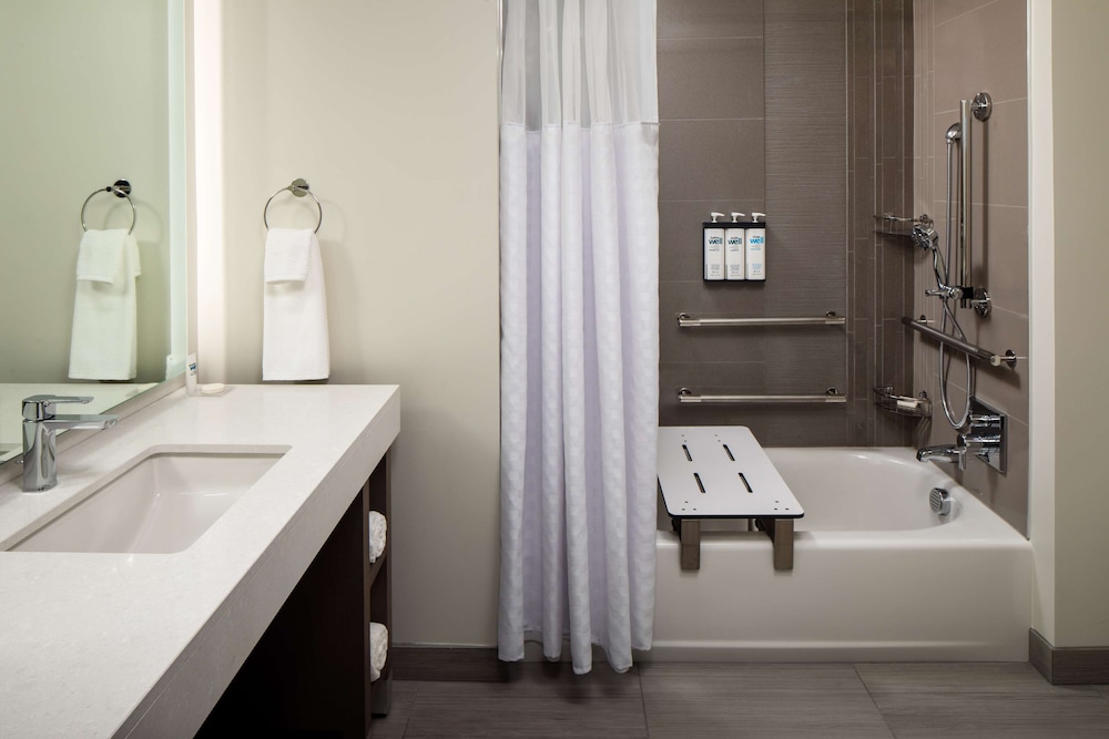 Hyatt House Vacaville - photo 22