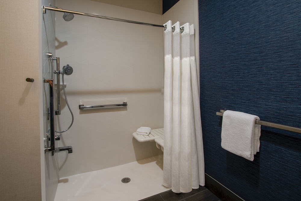 Fairfield Inn & Suites by Marriott Houston Katy - photo 19