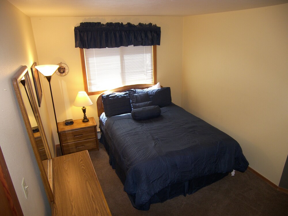 Snowscape 2 Bed 2 Bath - photo 8