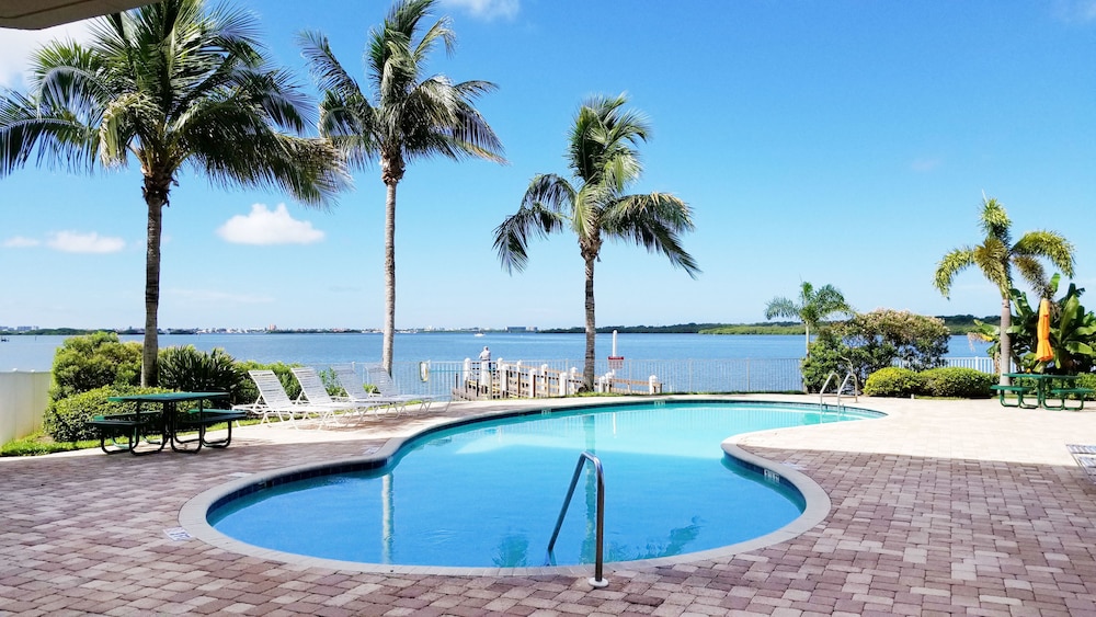 Boca Ciega Resort - photo 29