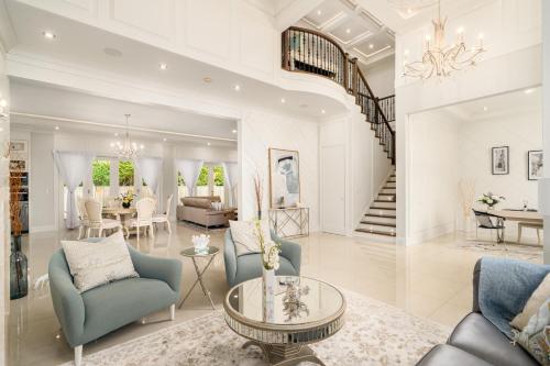Vancouver Shangrila House — 4-Star Luxury Hotel in Richmond, Canada