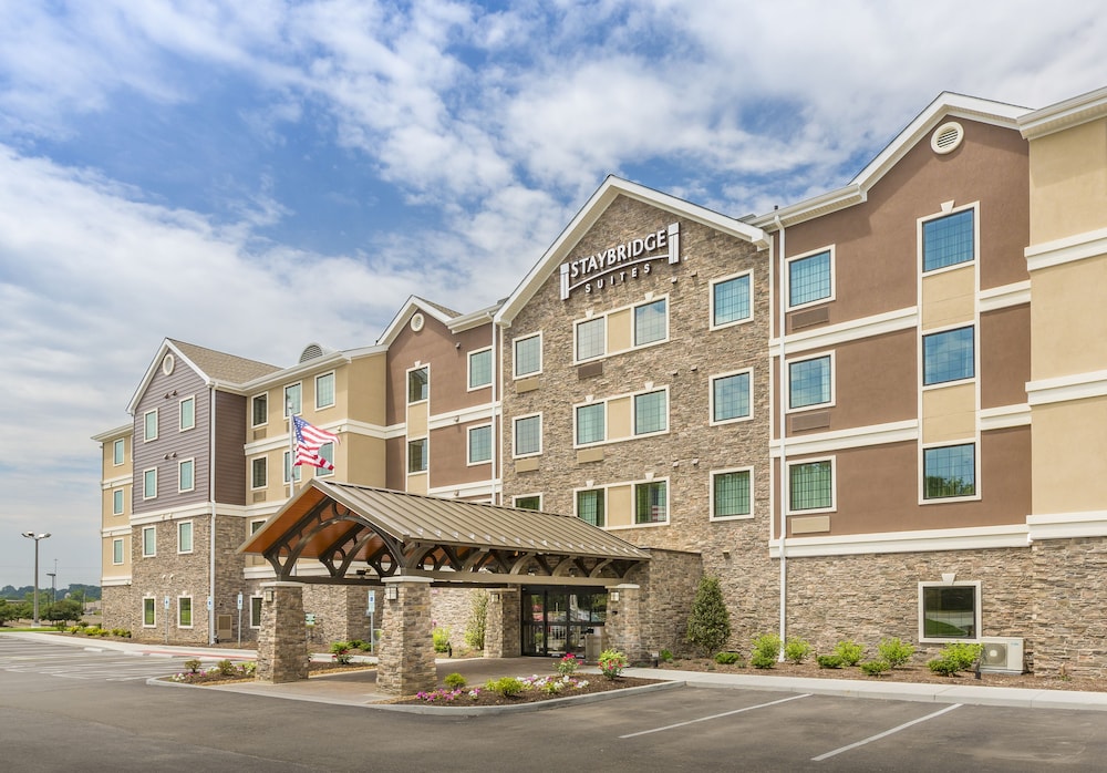 Staybridge Suites Canton by IHG - photo 21