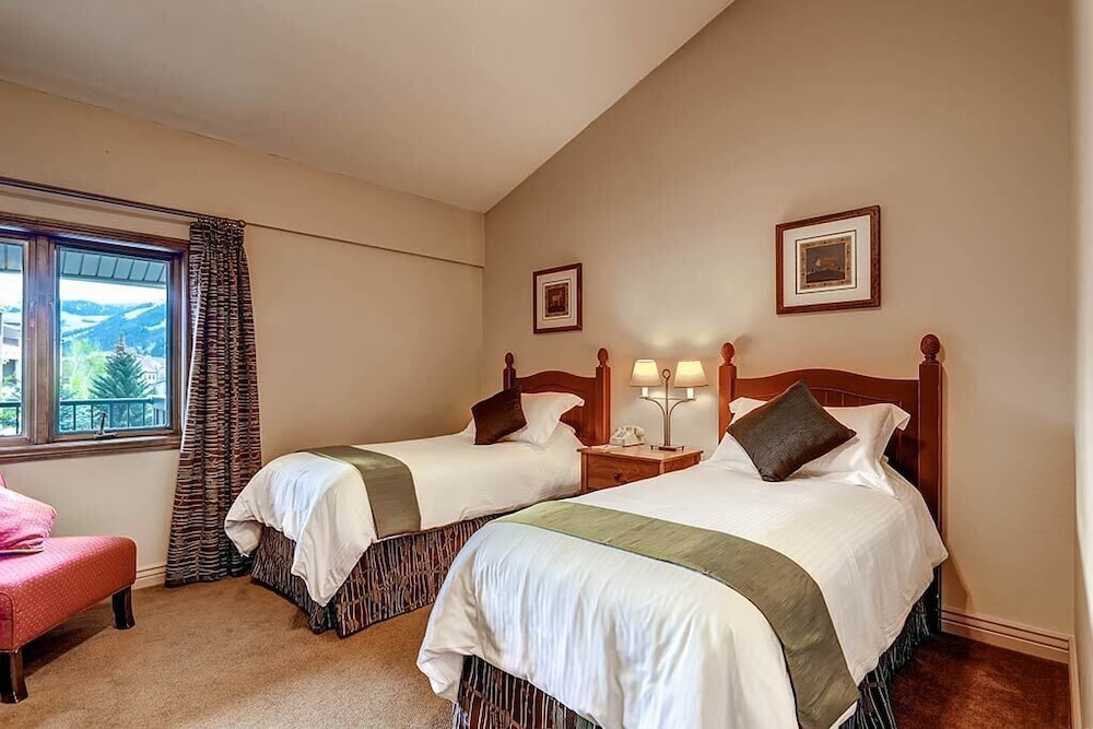 GetAways at Falcon Point Resort - photo 8