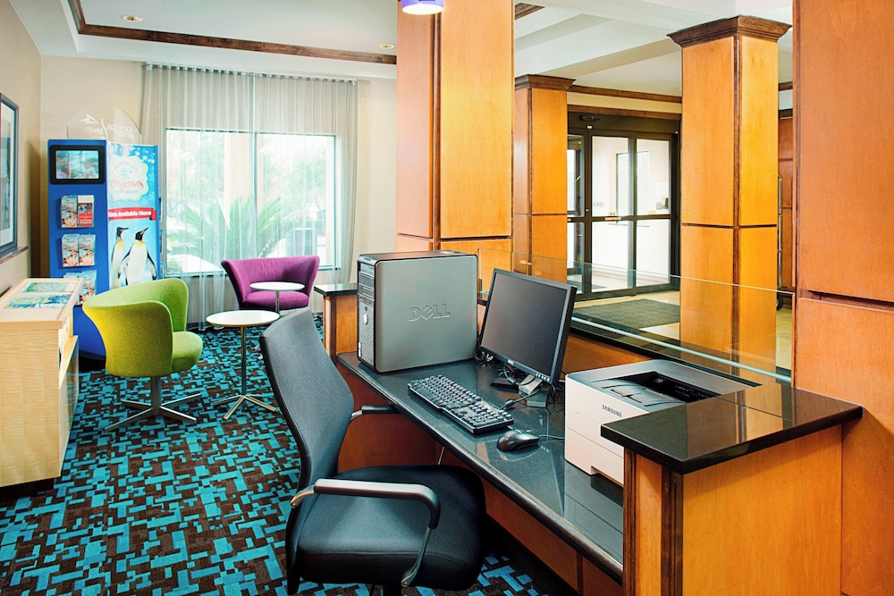 Fairfield Inn & Suites by Marriott San Antonio Seaworld - photo 12
