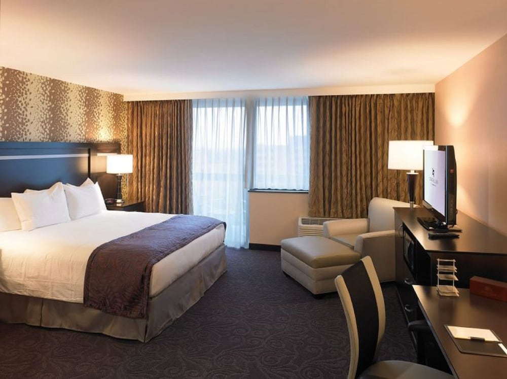 The Strathallan Rochester Hotel & Spa DoubleTree by Hilton - photo 9
