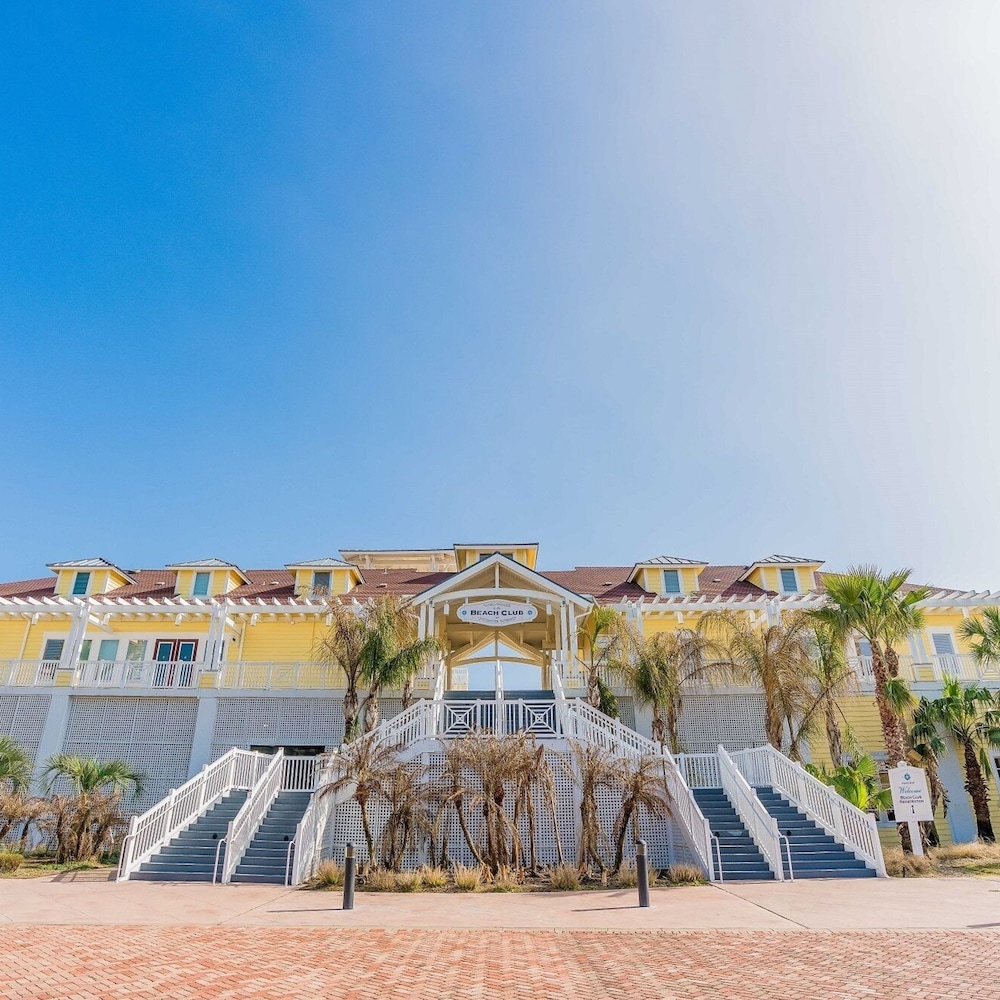 Resort Living on the Bay 2 bed 2 Bath Gorgeous Views Heated Infinity Pool Beach Access Galveston - photo 25