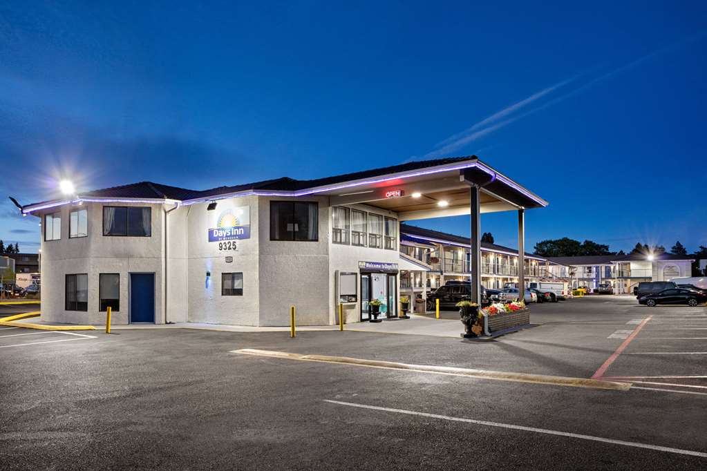 Days Inn Lakewood South Tacoma - photo 5