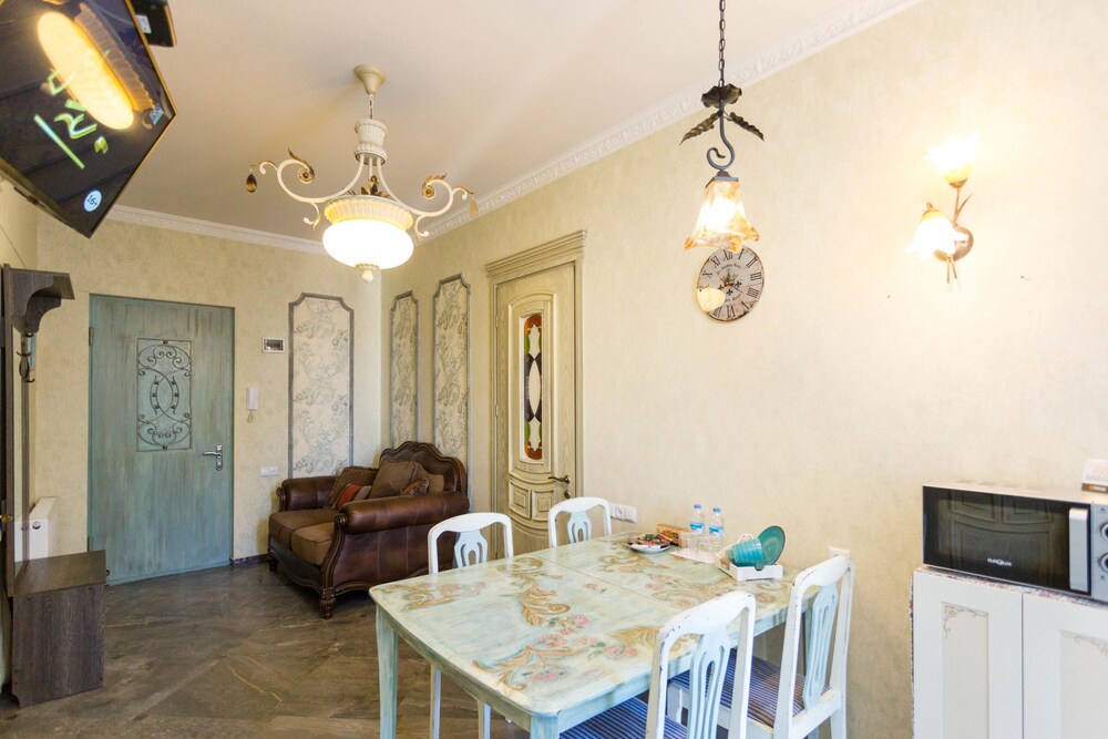 In-Room Kitchen