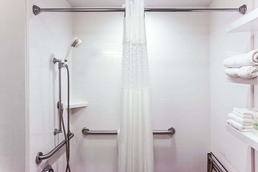 Hampton Inn Rochester South - photo 39