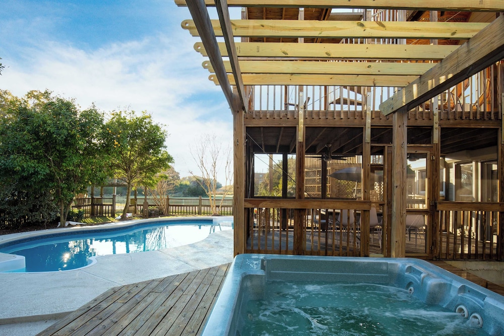 Raven by Avantstay Entertainers Dream w Pool Hot Tub Game Room 9 Brs - photo 42
