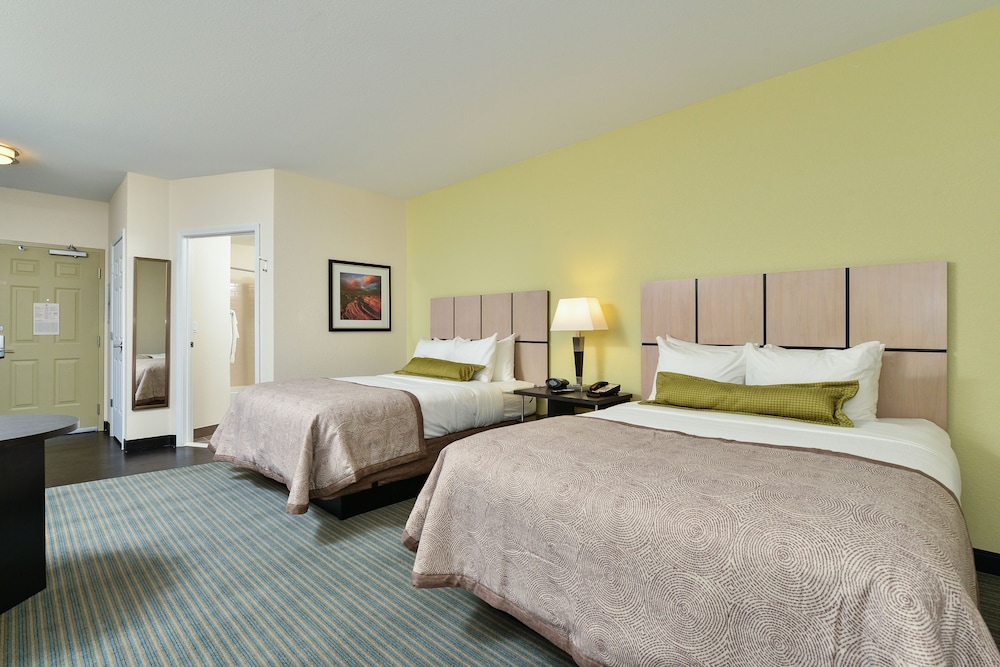 Candlewood Suites Monahans an IHG Hotel - photo 2