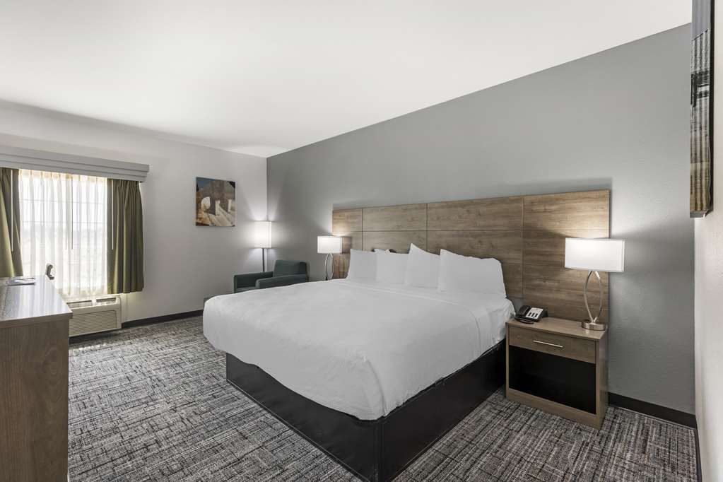 Best Western Plus MidAmerica Hotel - photo 19