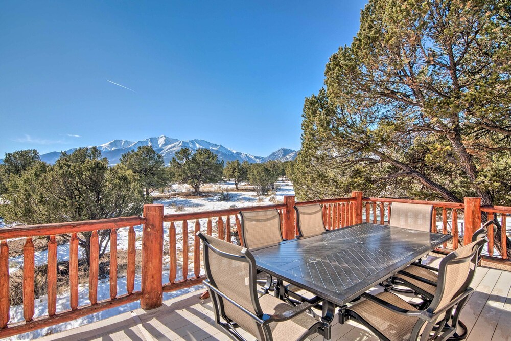 Buena Vista Oasis with Mtn Views 3 Mi To Dtwn — hotel in Buena Vista