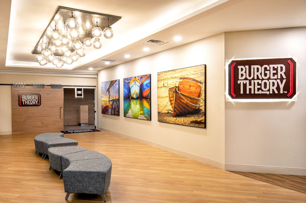 Holiday Inn Newport News Hampton by IHG - photo 22