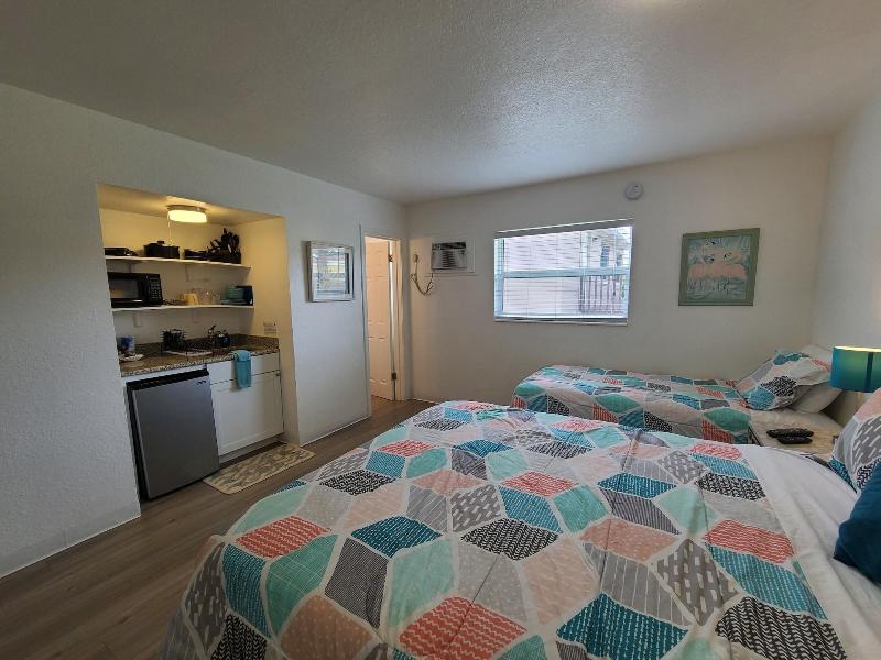 Sun Island Motel - photo 48