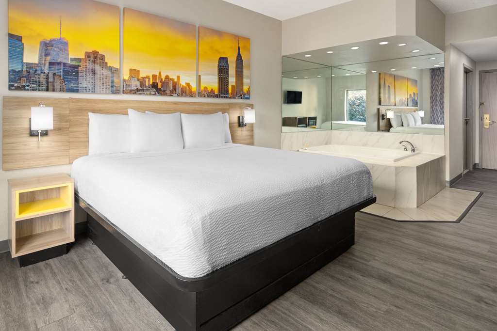 Days Inn & Suites by Wyndham Albany - photo 29