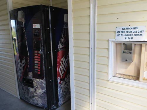 Caprice Motor Inn - photo 10
