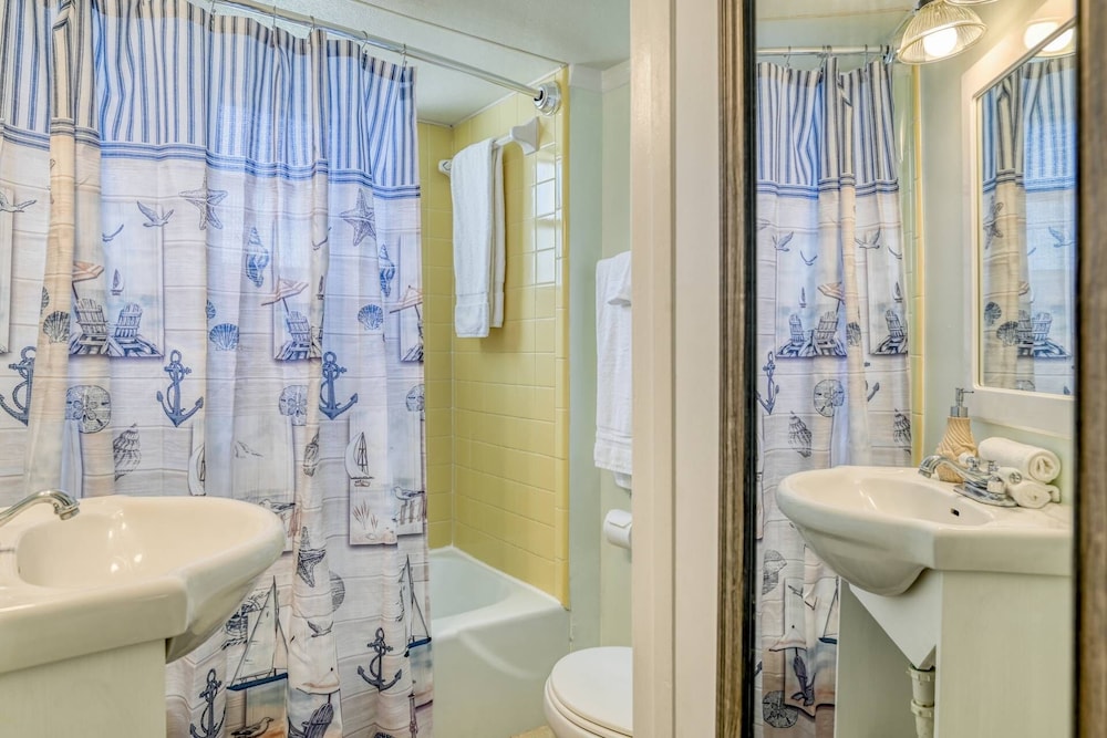 Anchors Away River House - photo 25