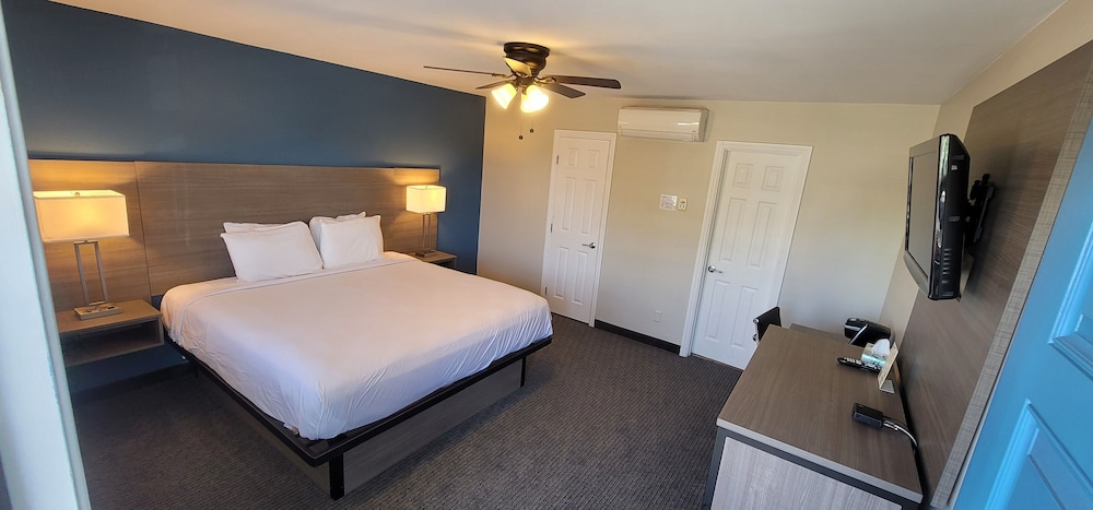 Pismo Beachwalker Inn & Suites - photo 9