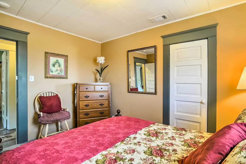 Bella Rose Lovely Eureka Home Near Redwoods — 4-Star Luxury Hotel in Eureka, United States