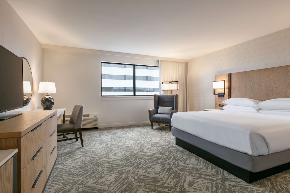 DoubleTree by Hilton Canton Downtown - photo 11