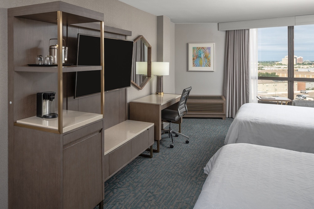 Sheraton Dallas Hotel by the Galleria - photo 12