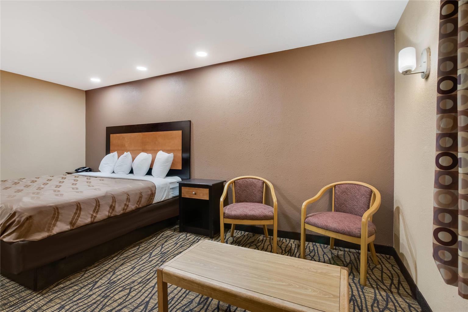 Quality Inn Lees Summit Kansas City - photo 22