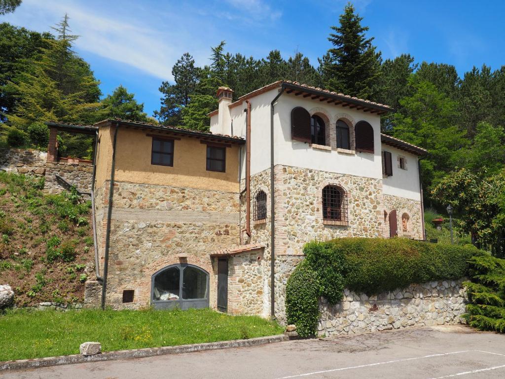 Sassi Bianchi in San Gimignano, Italy