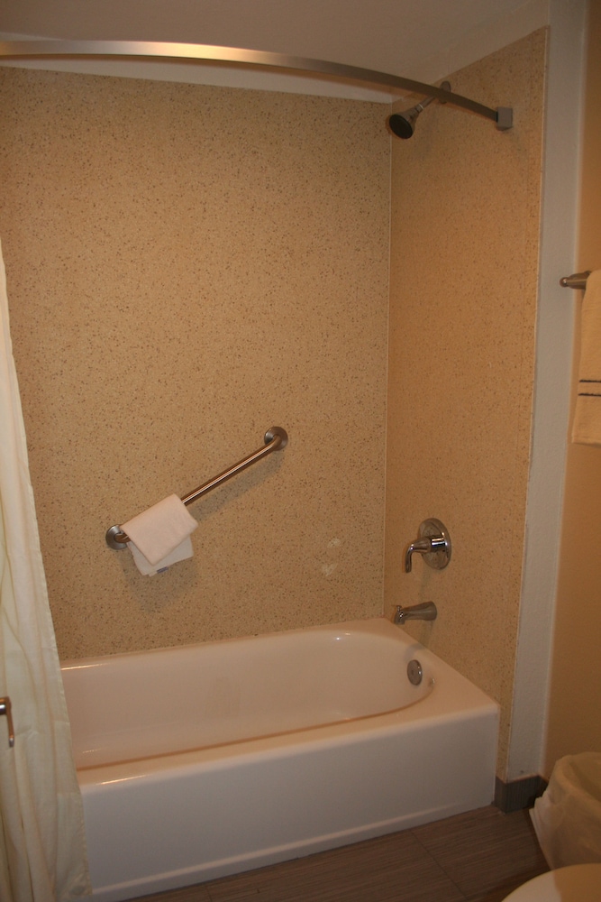 Driftwood Beach Motel - photo 83