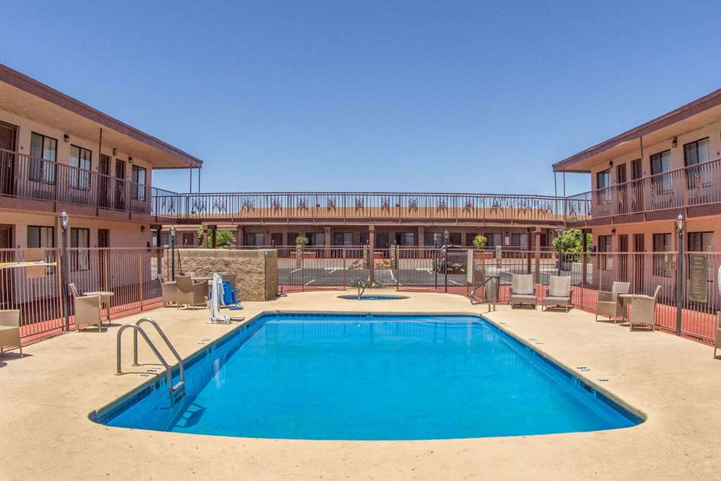 Quality Inn Benson I 10 Exit 304 - photo 24