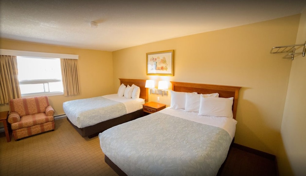 Midway Motel - carbon neutral hotel in Brandon