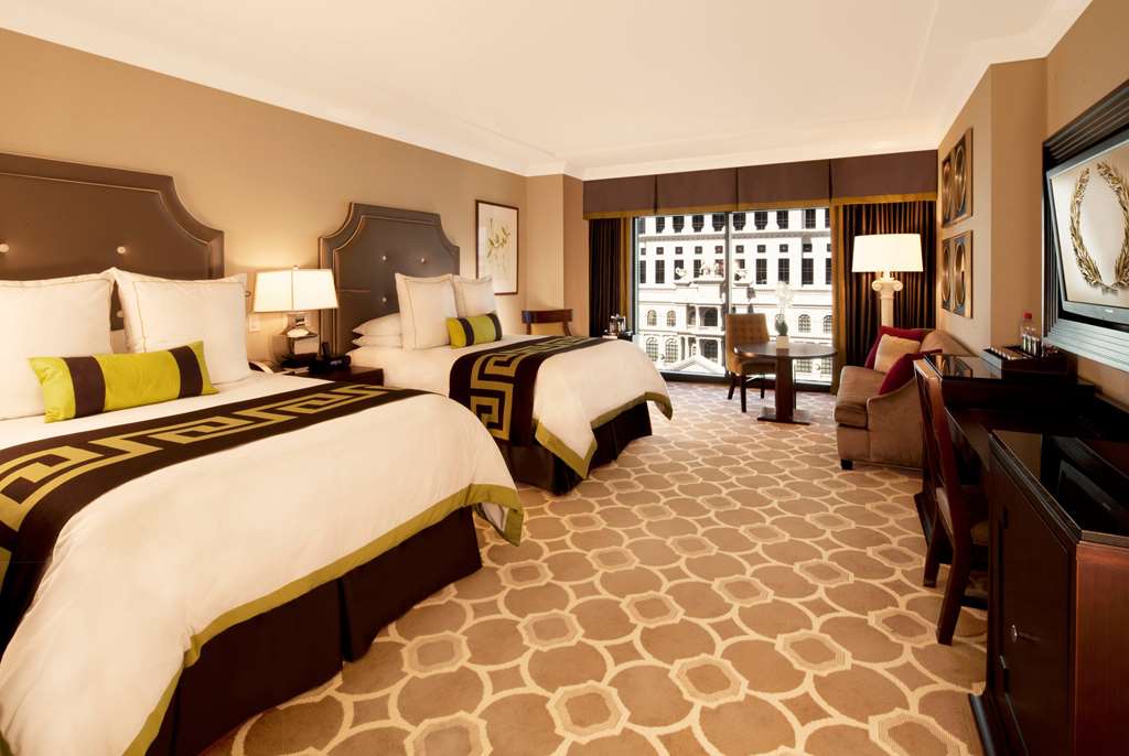 Caesars Palace - photo 6