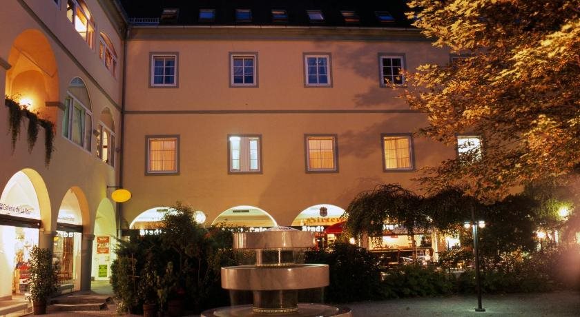 Hotel Goldener Brunnen in Klagenfurt Am Woerthersee, Austria