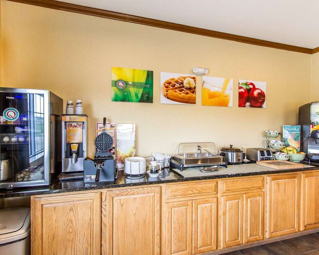 Quality Inn Pontiac - photo 54