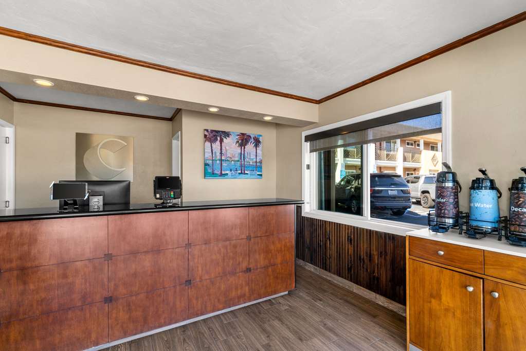 Comfort Inn San Diego Airport At The Harbor - photo 20