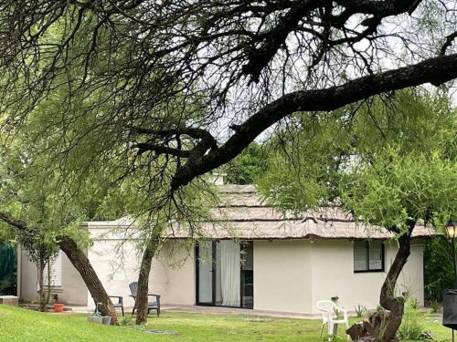 Descanso en Villa Allende familia golf amigos — 4-Star Luxury Hotel in Villa Allende, Argentina