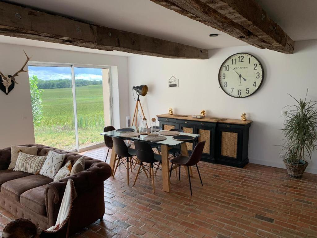 Le Petit Moineau - last minute hotel in Unknown City
