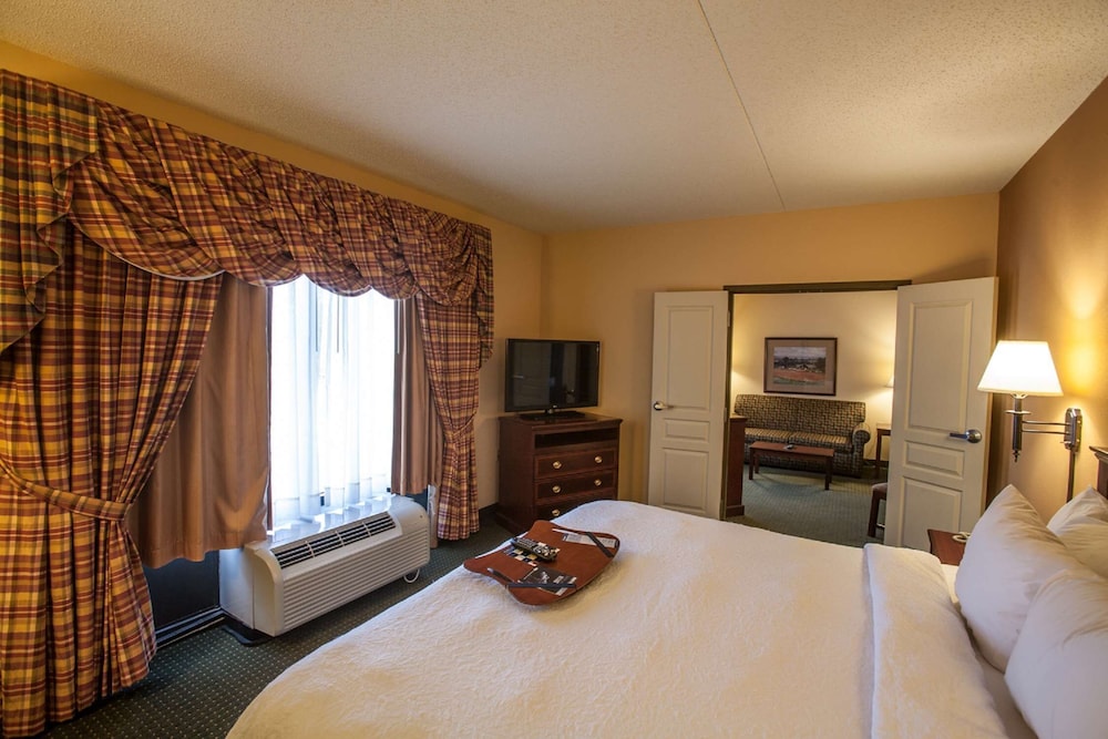 Hampton Inn & Suites Stillwater - photo 30