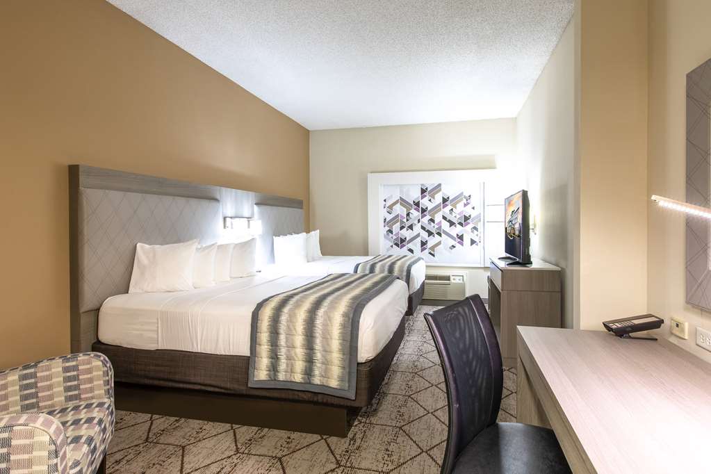 Wingate by Wyndham Charlotte Speedway Concord - photo 25