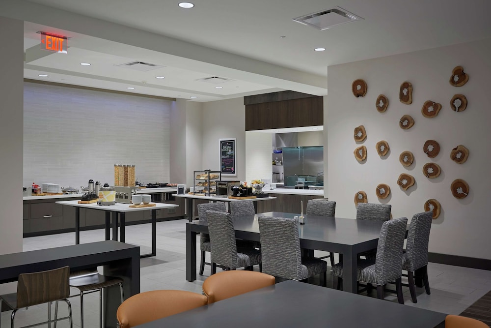 Hilton Garden Inn Corning Downtown - photo 23